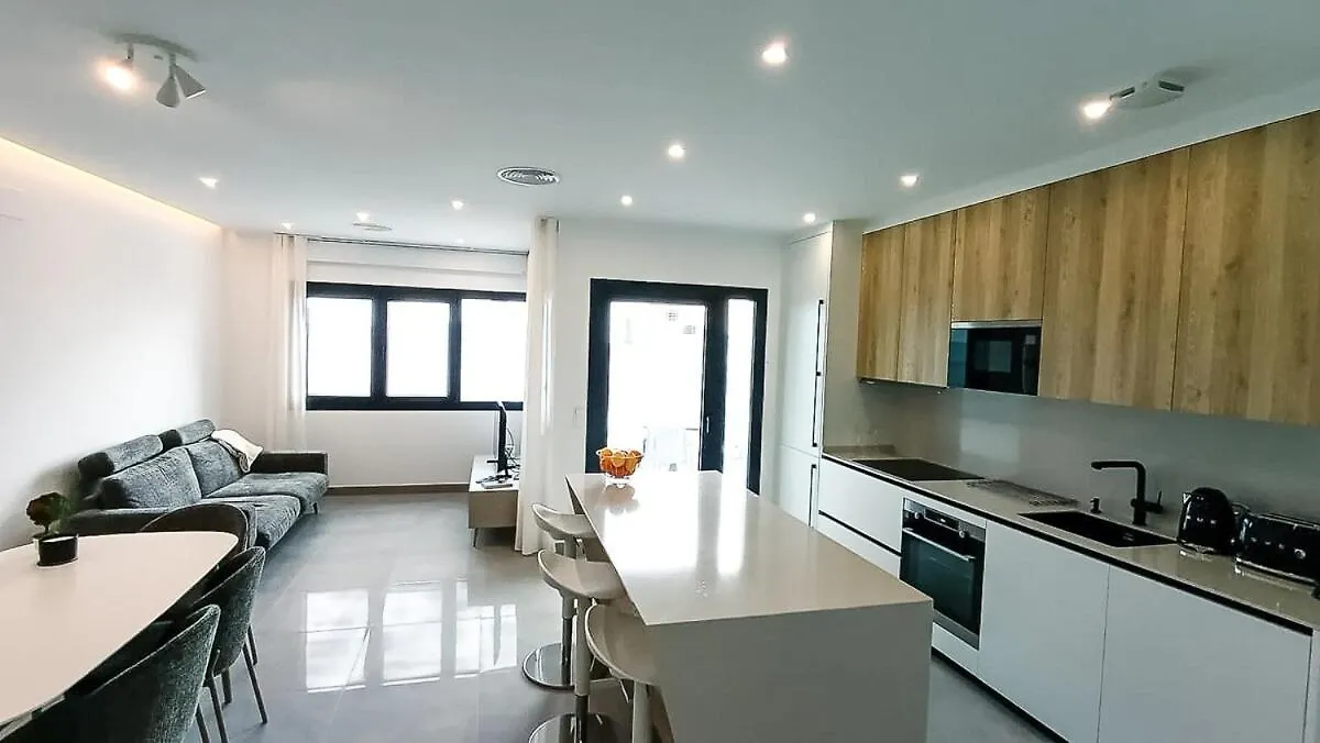A2502 Sky Hill Modern 3-Bedroom In נרחה
