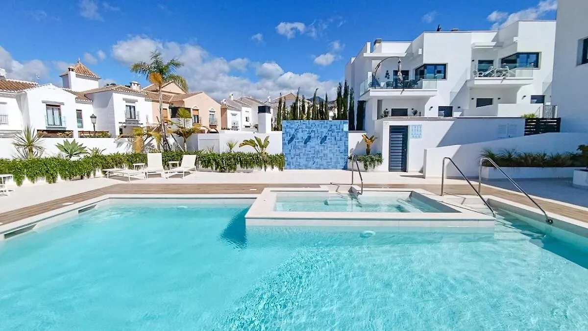 A2502 Sky Hill Modern 3-Bedroom In Nerja Holiday home