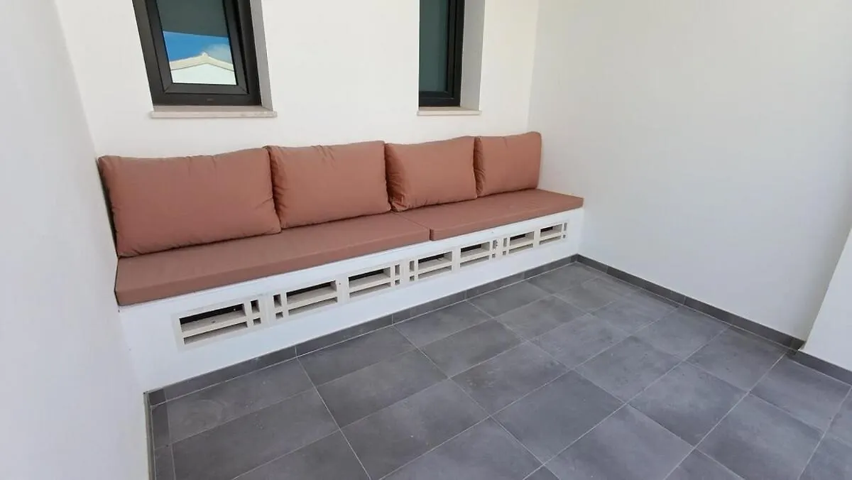 A2502 Sky Hill Modern 3-Bedroom In Nerja